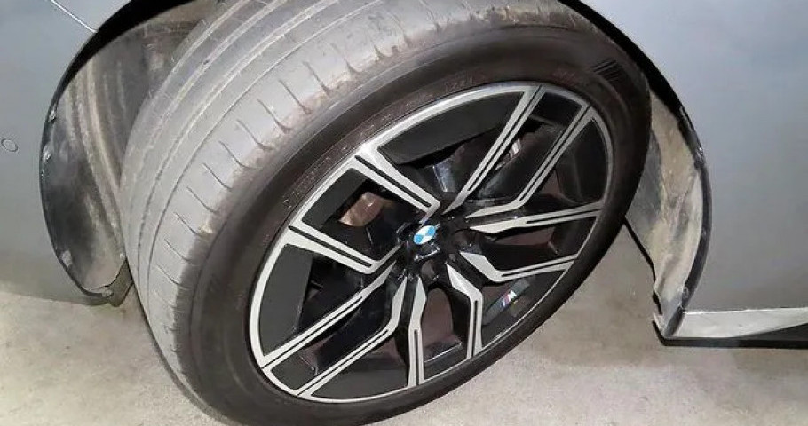 Bmw 7-Series 
