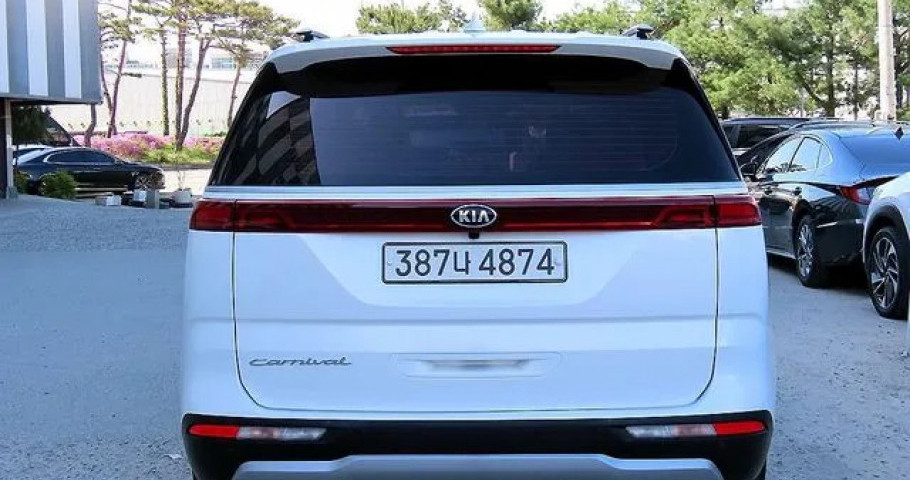 Kia Carnival 