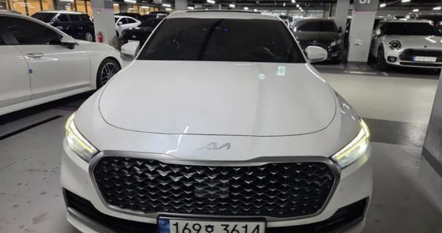Kia K9 