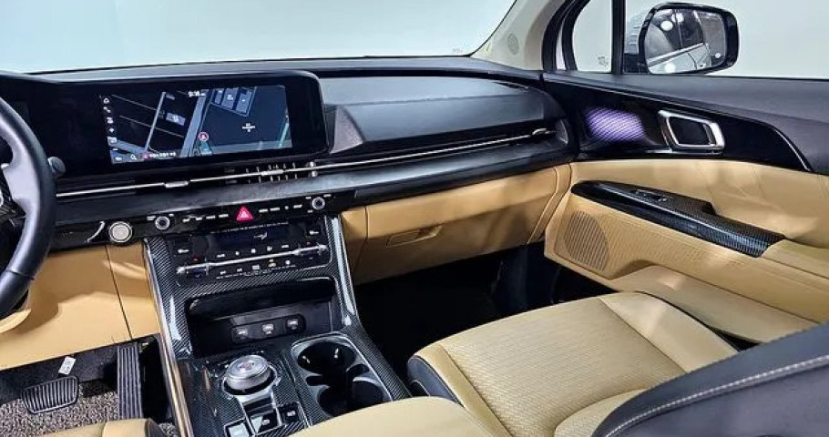 Kia Carnival 