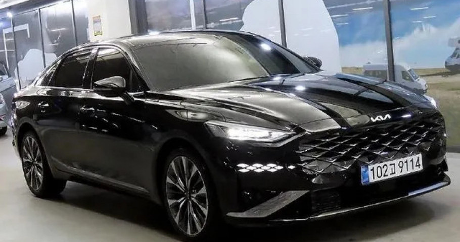 Kia K8 
