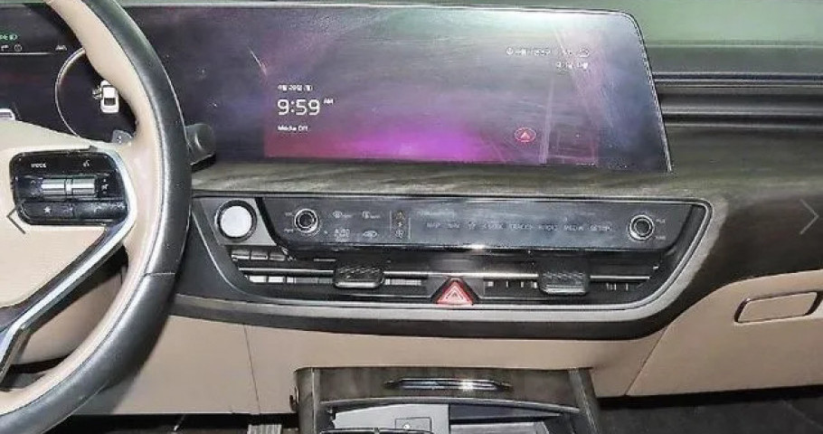 Kia K8 