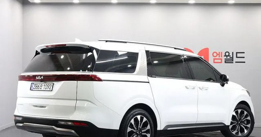 Kia Carnival 