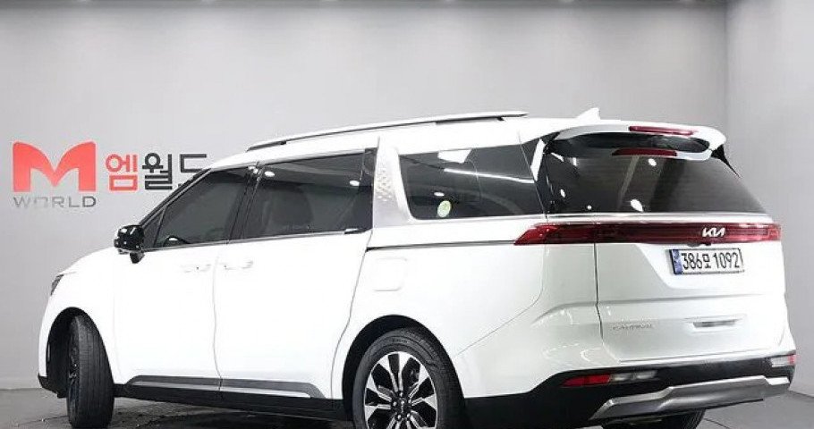 Kia Carnival 