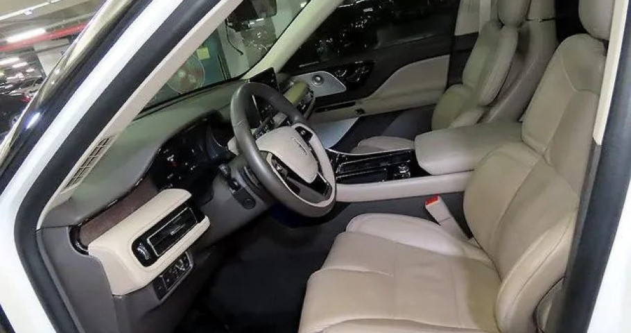 Lincoln Aviator 