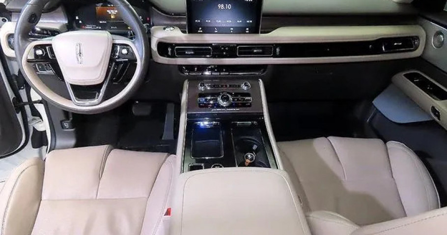 Lincoln Aviator 