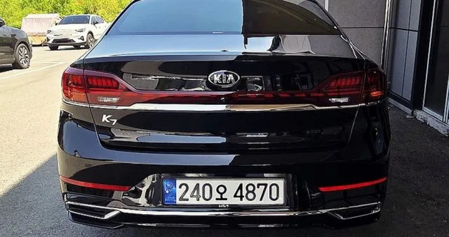 Kia K7 