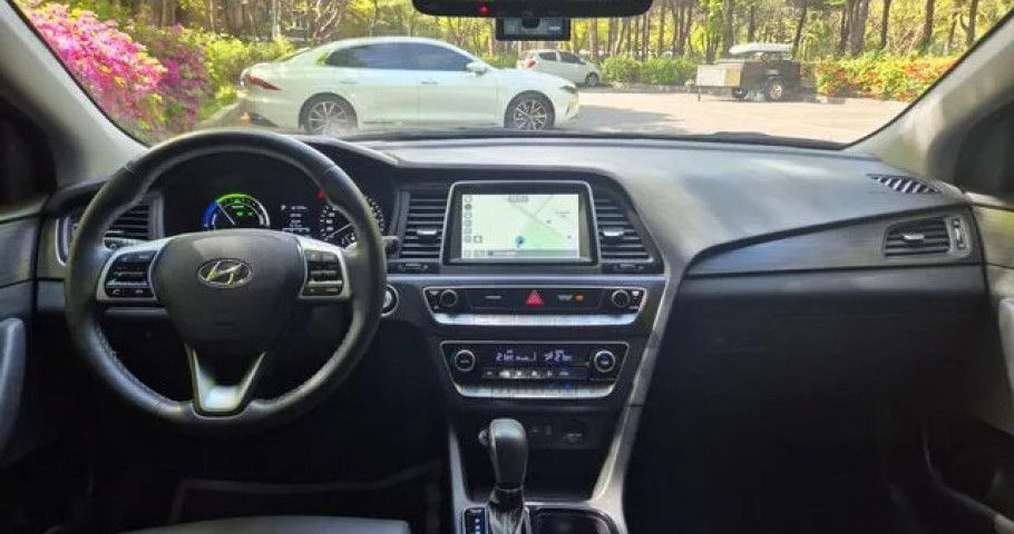 Hyundai Sonata 