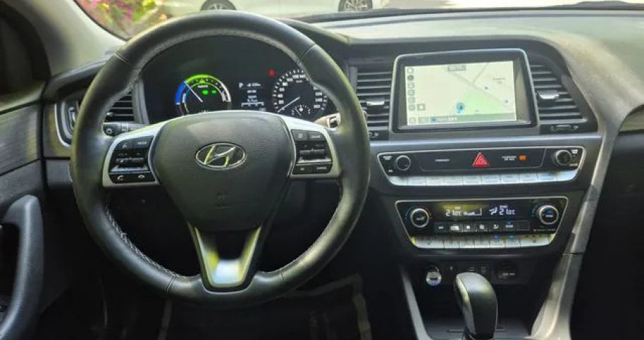 Hyundai Sonata 