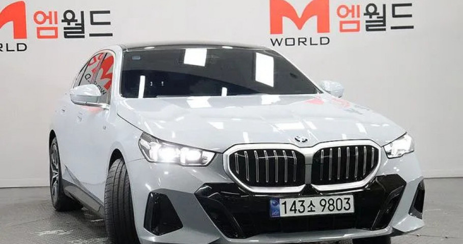 Bmw 5-Series 
