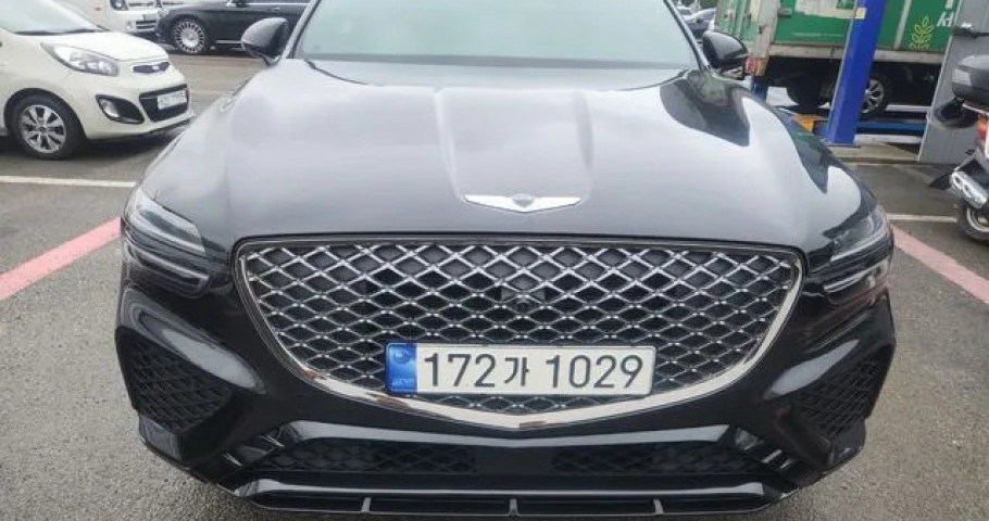 Genesis Gv70 
