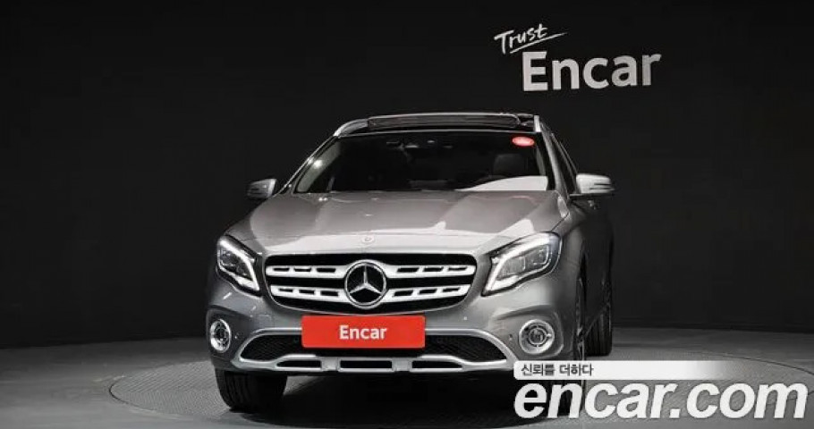Mercedes-Benz Gla-Class 