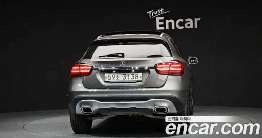 Mercedes-Benz Gla-Class 