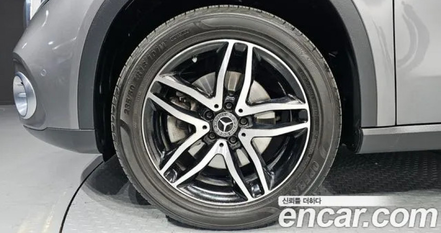Mercedes-Benz Gla-Class 