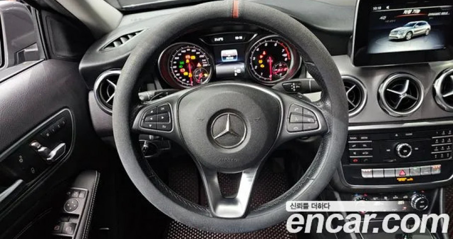Mercedes-Benz Gla-Class 