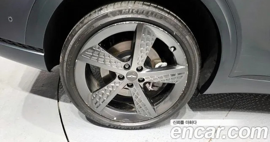 Genesis Gv70 