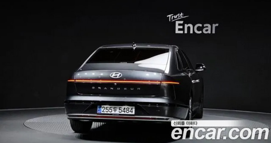 Hyundai Grandeur 