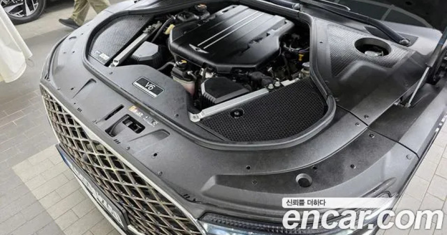 Genesis G90 