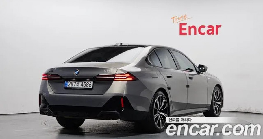 Bmw 5-Series 