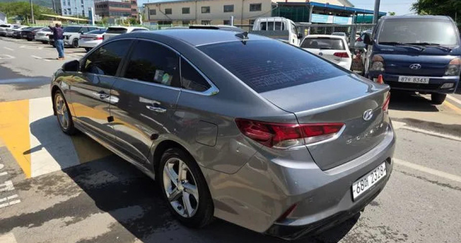 Hyundai Sonata 
