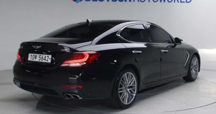 Genesis G70 
