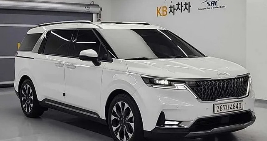 Kia Carnival 