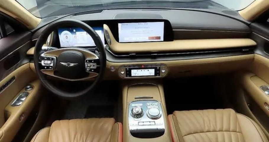 Genesis G90 