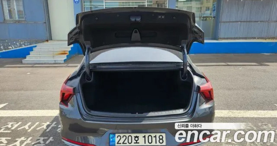 Kia K8 
