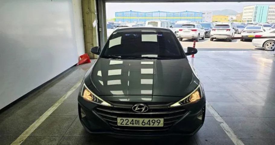 Hyundai Avante (Elantra) 