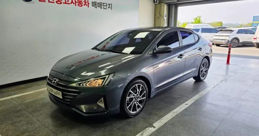 Hyundai Avante (Elantra) 