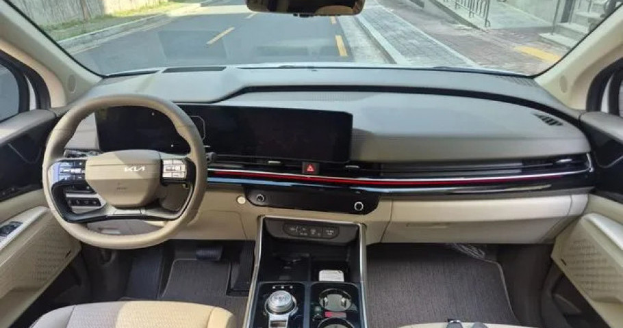 Kia Carnival 