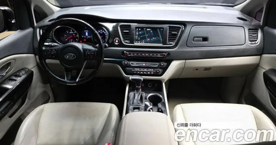 Kia Carnival 