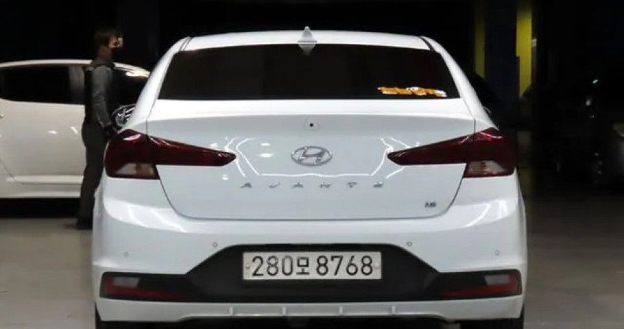 Hyundai Avante (Elantra) 