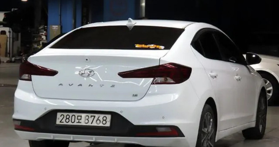 Hyundai Avante (Elantra) 