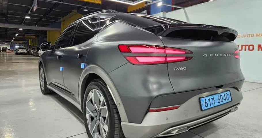 Genesis Gv60 