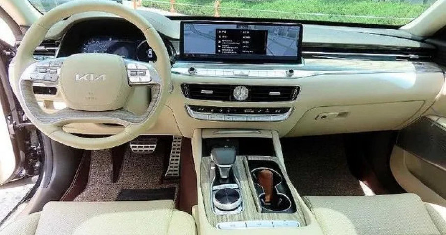 Kia K9 