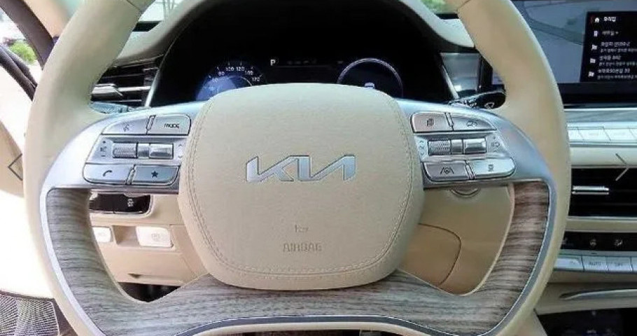 Kia K9 
