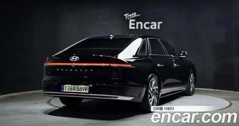 Hyundai Grandeur 