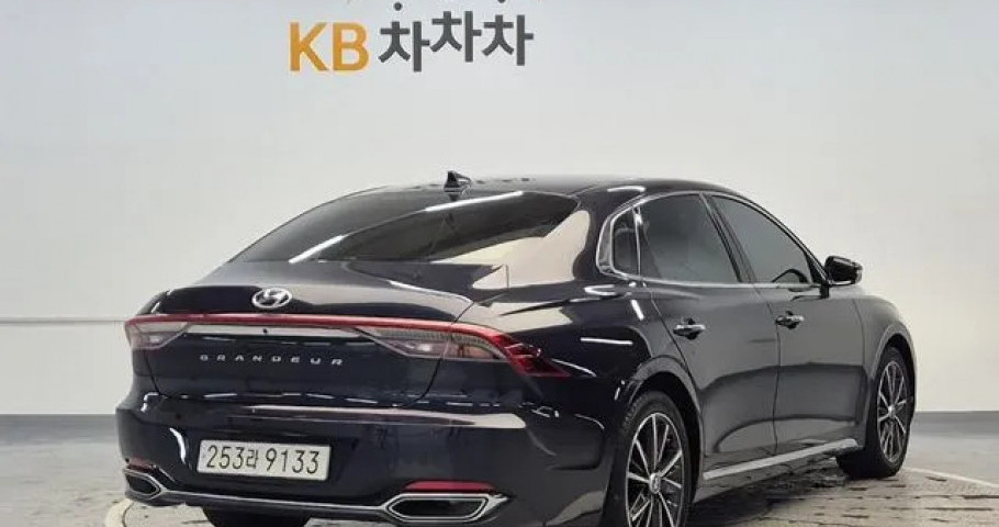 Hyundai Grandeur 