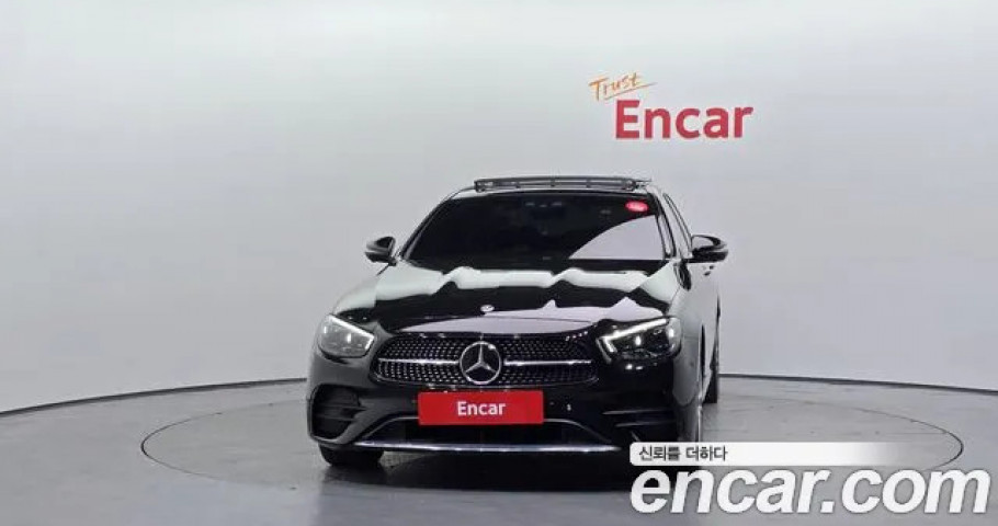Mercedes-Benz E-Class 