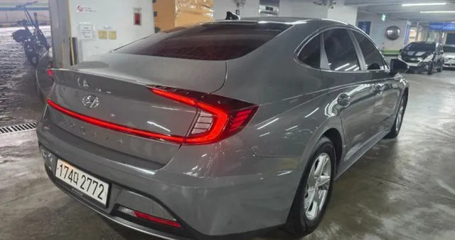 Hyundai Sonata 
