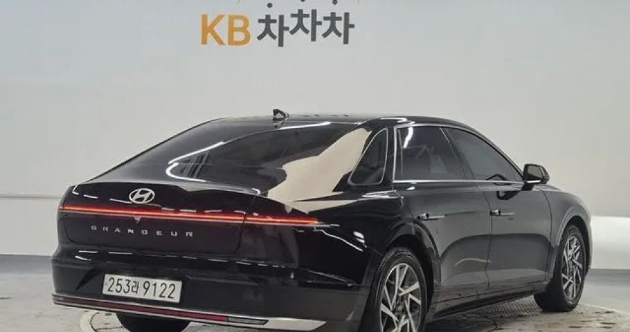 Hyundai Grandeur 