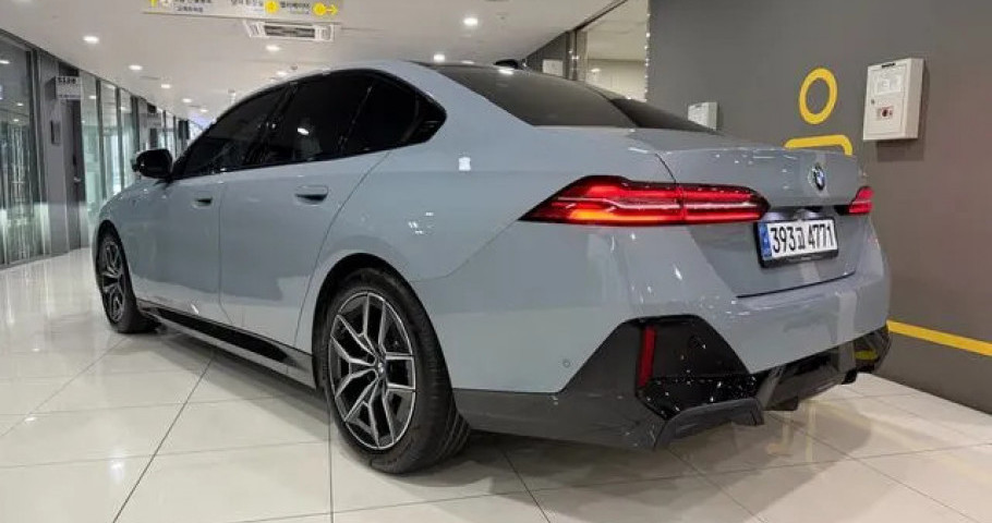 Bmw 5-Series 