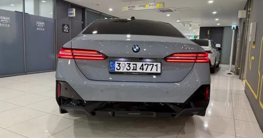 Bmw 5-Series 
