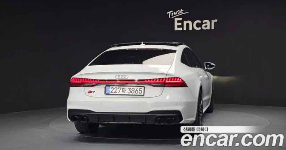 Audi A7 
