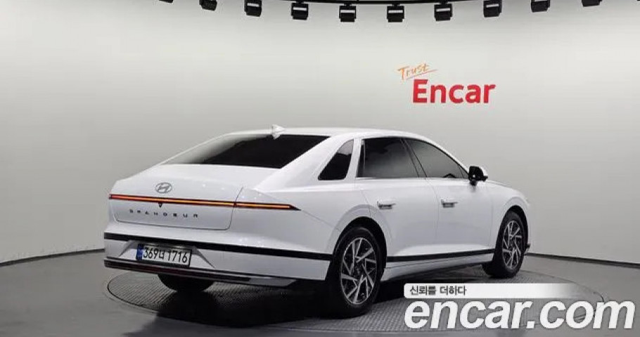 Hyundai Grandeur 