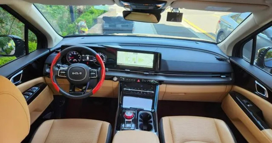 Kia Carnival 