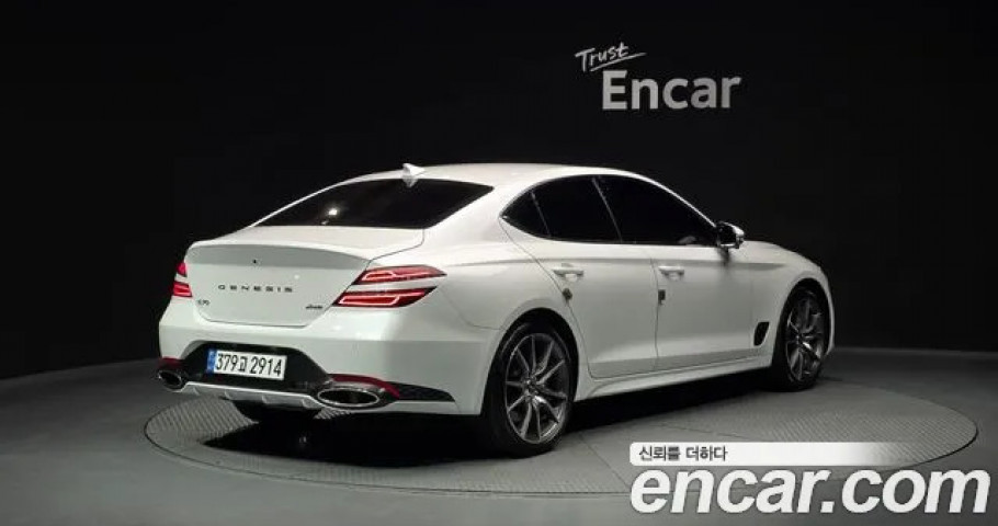 Genesis G70 