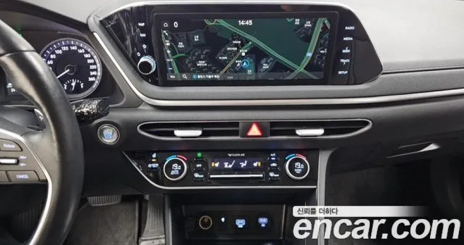 Hyundai Sonata 