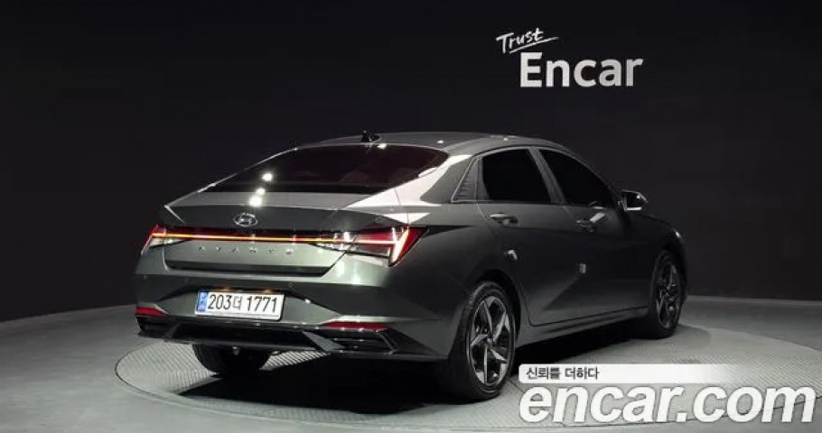 Hyundai Avante (Elantra) 